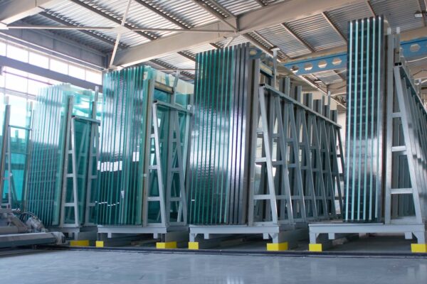 DOUBLE VS TRIPLE GLAZING: HOW IGUS SAVE ENERGY, BLOCK NOISE, AND ADD SECURITY?