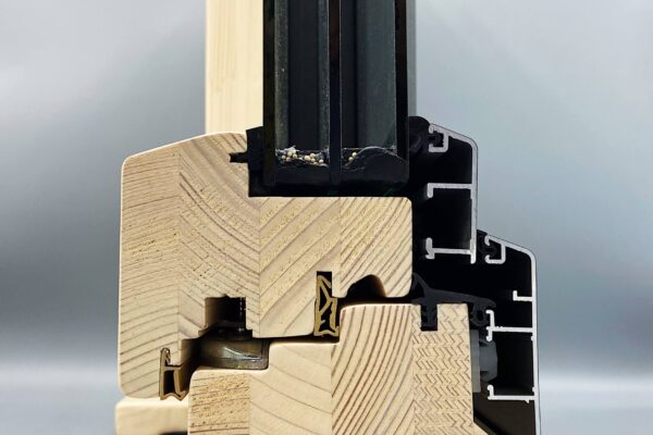 WOODEN EUROPEAN WINDOWS WITH ALUMINUM CLADDING: WARM INSIDE, PROTECTED OUTSIDE