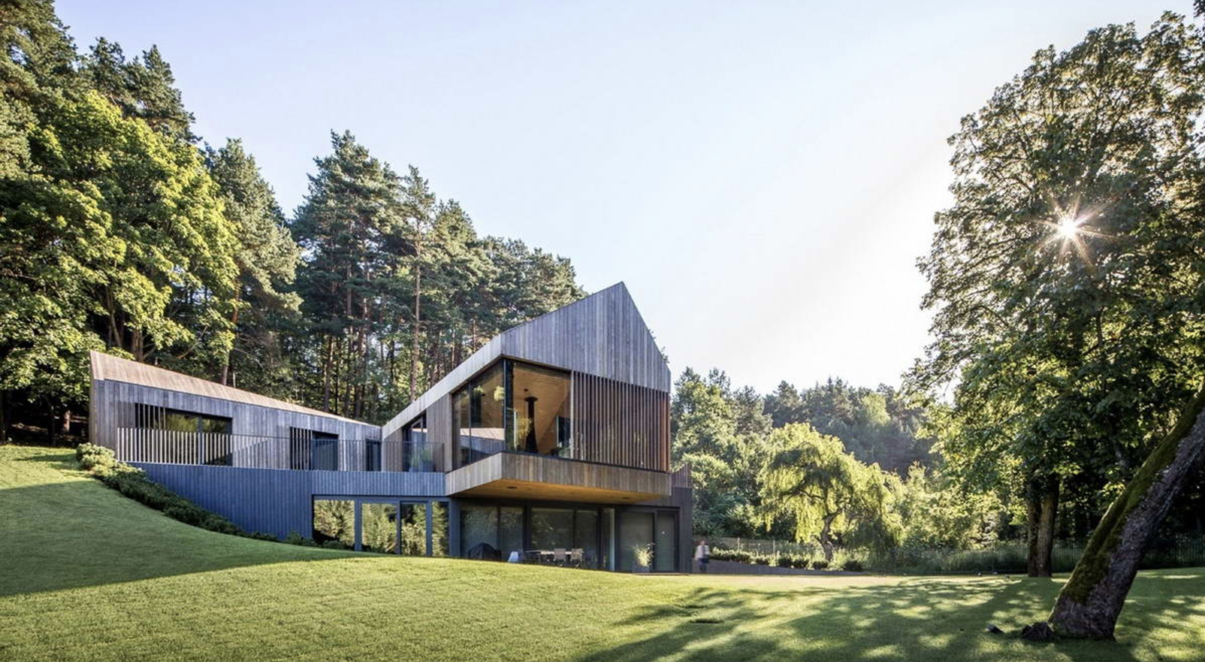 PASSIVE HOUSE CERTIFIED WINDOWS: REQUIREMENTS AND BENEFITS PASSIVE HOUSE CERTIFIED WINDOWS: REQUIREMENTS AND BENEFITS