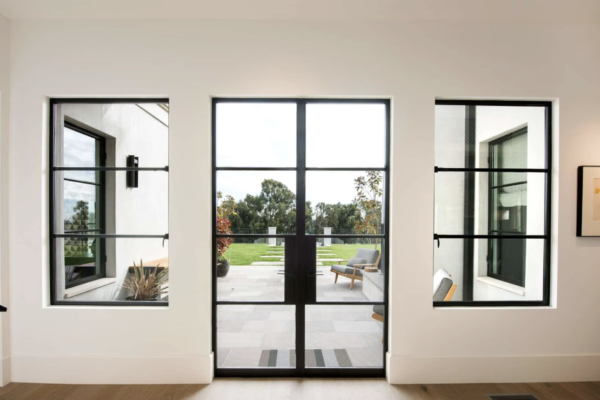 CUSTOM STEEL WINDOWS: WHEN STANDARD SOLUTIONS DON’T WORK